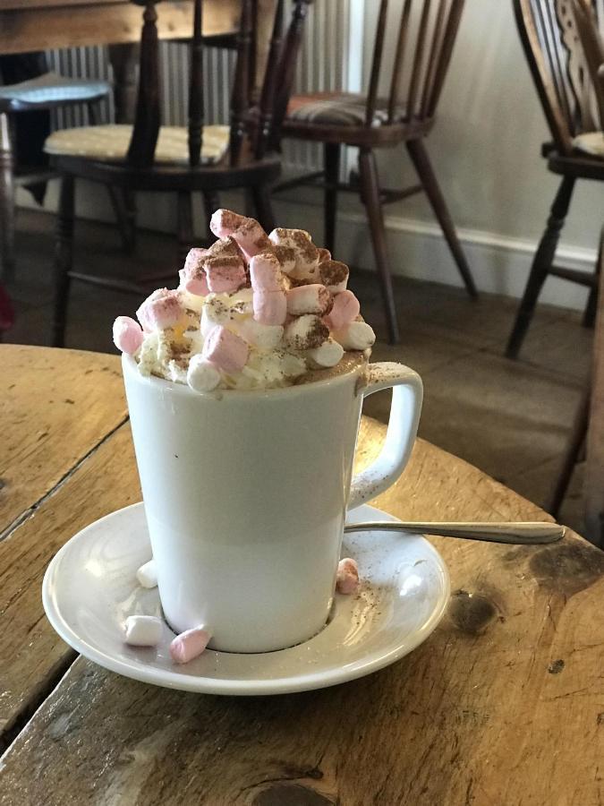 Lucy'S Tearoom Stow-on-the-Wold Exterior foto